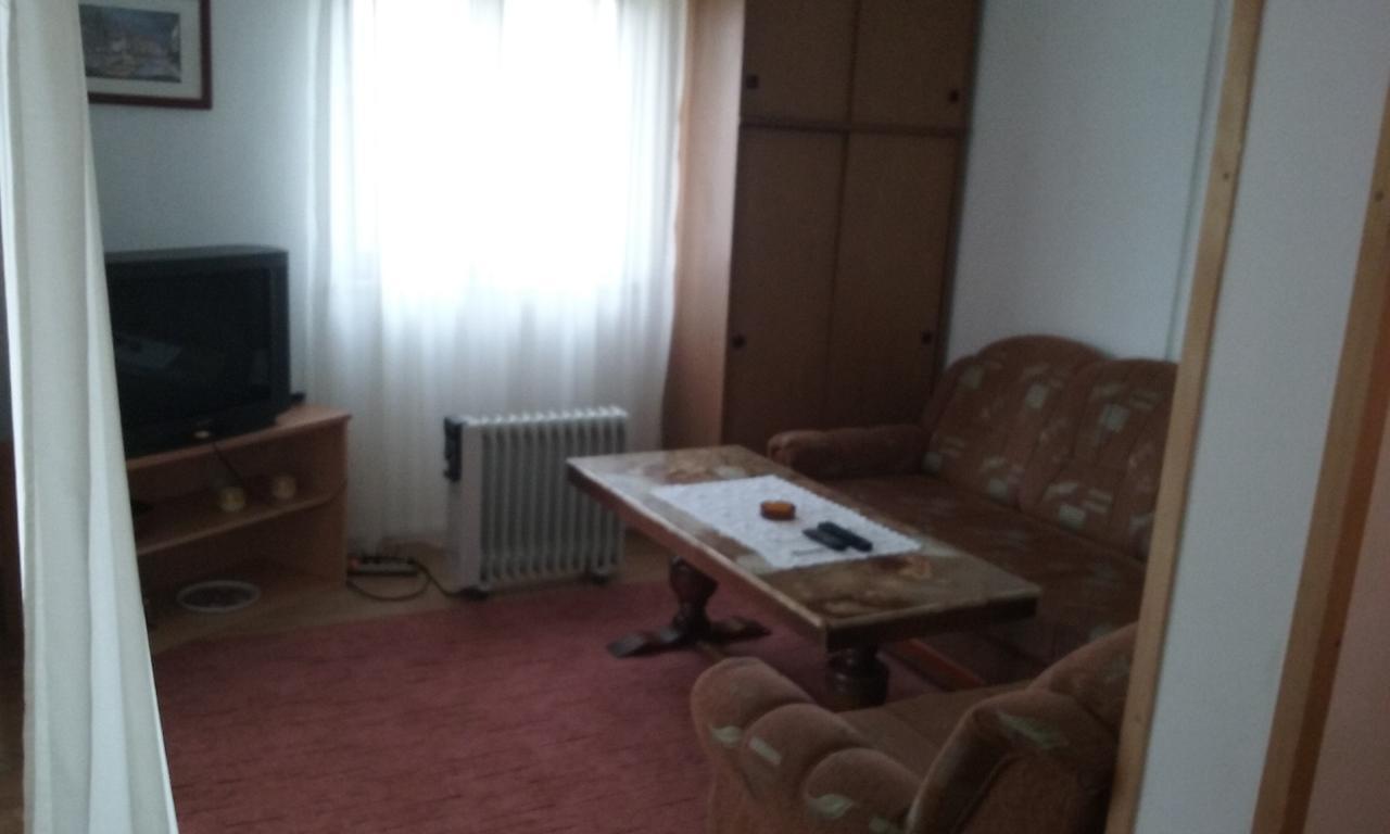 Filipo Apartments Poreč Eksteriør billede