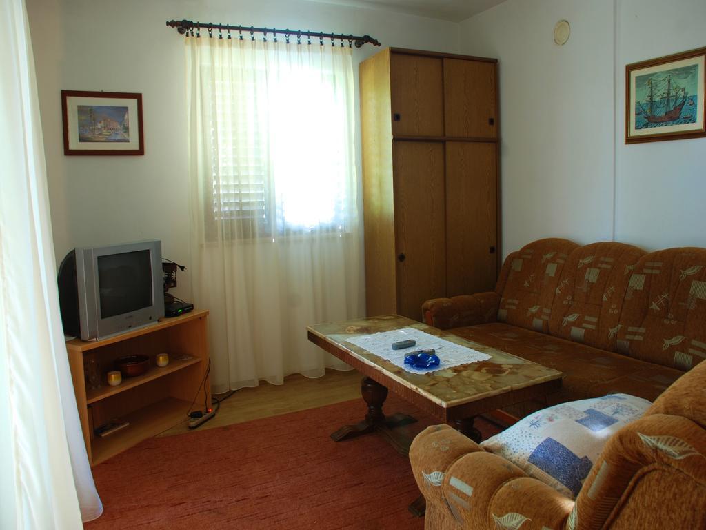Filipo Apartments Poreč Eksteriør billede